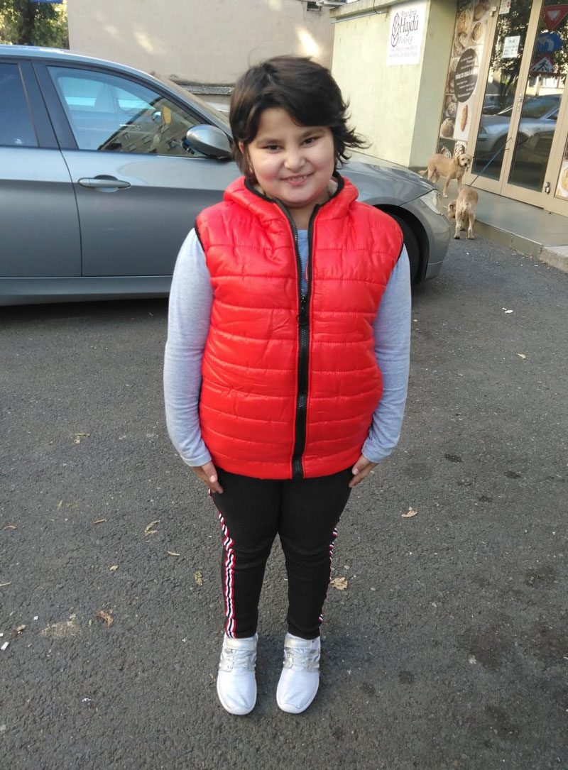 BuKi-hilft-Kindern-in-Not-Rubi-4-web