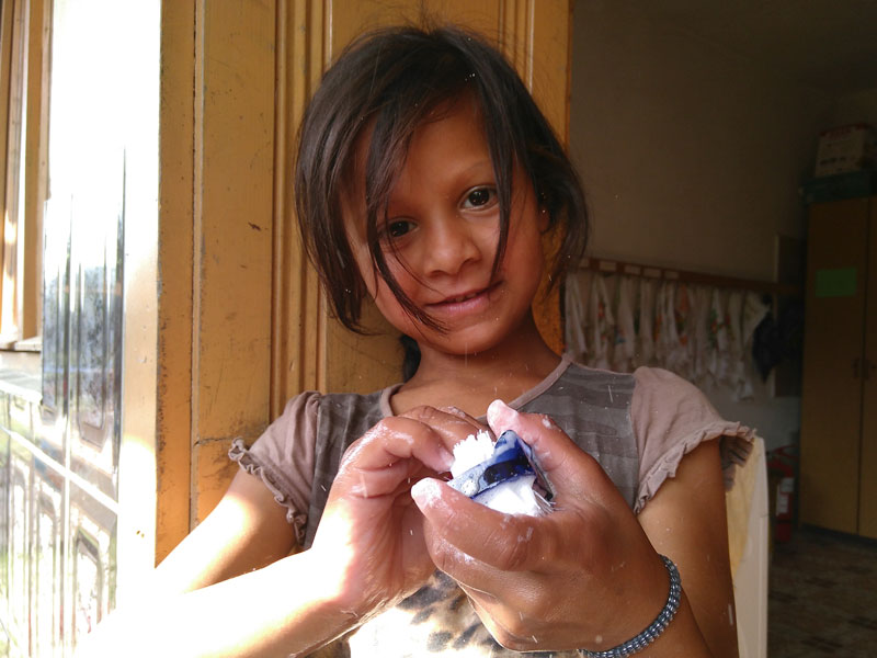 BuKi gibt Kindern halt. BuKi gibt Kindern eine Chance - mit Bildung gegen Kinderarmut