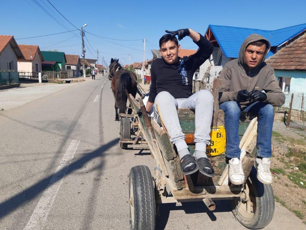 2020 04 15 BuKi Lebensmittelverteilung (6)