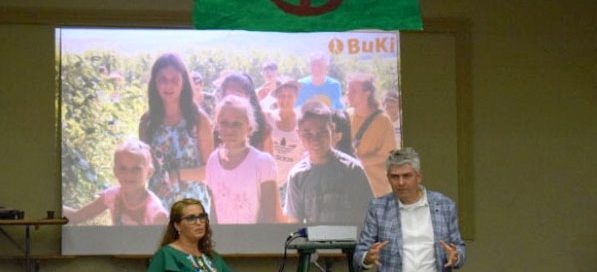 FRISS-USJAG-Bild-Homepage-10-Jahre-BuKi-Haus-in-Cidreag