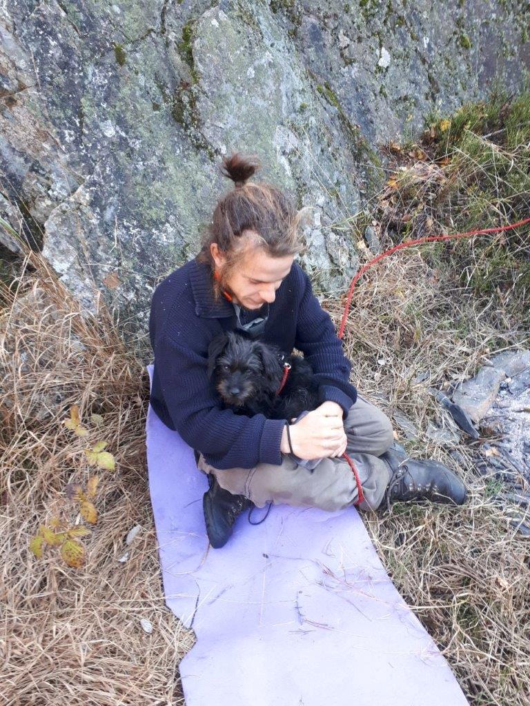 2022 02 22 Momo Mäxle und hungerige Vögel (3)