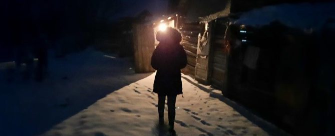 Wecken der Kinder im Winter