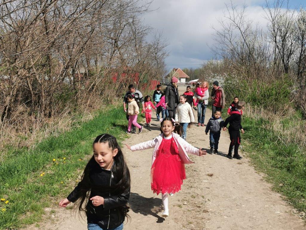 Ostern im BuKi-Haus Roma Kinderhilfe (14)