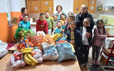 Kinderarmut bekämpfen - Kinder betreuen - Kinder helfen